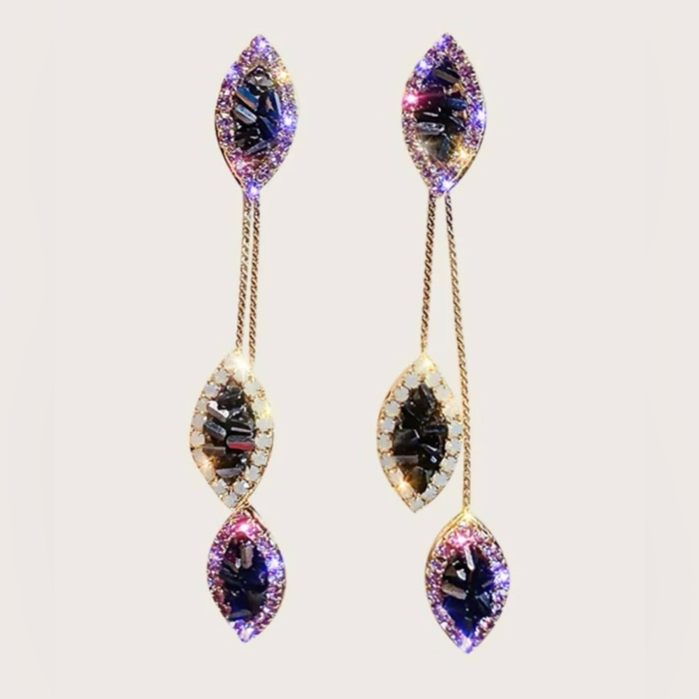 Rhinestone earrings